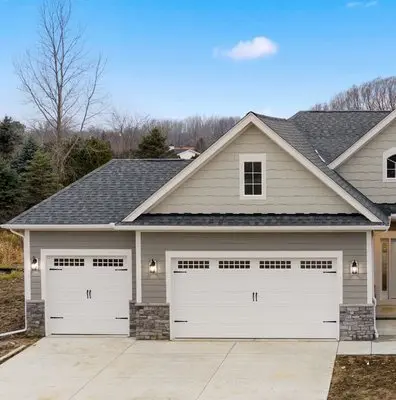 Top Reasons to Work with an Experienced Garage Building Team in Dearborn Heights