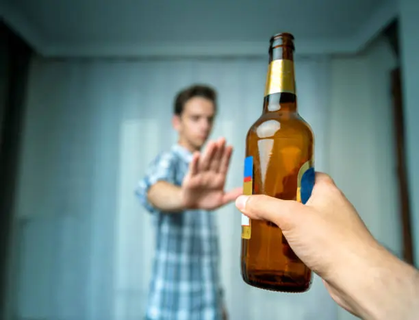 The Difference Between Inpatient and Outpatient Alcohol Rehab Programs