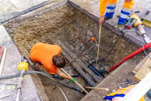 How Portland Plumbers Handle Sewer Line Replacements Efficiently?