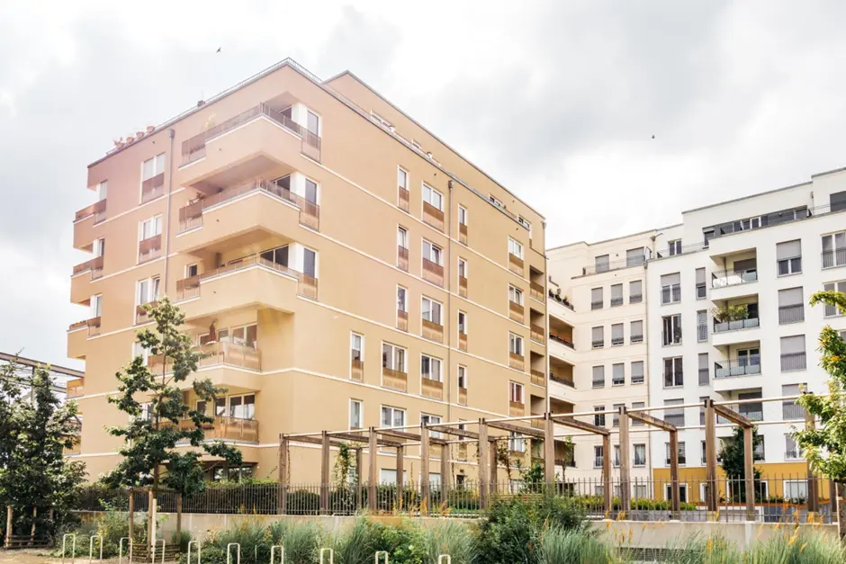 How Off-Campus Housing Redefines Luxury Living for Students