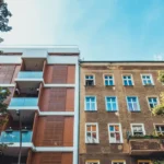 What Virtual Tours Reveal About Off-Campus Student Apartments